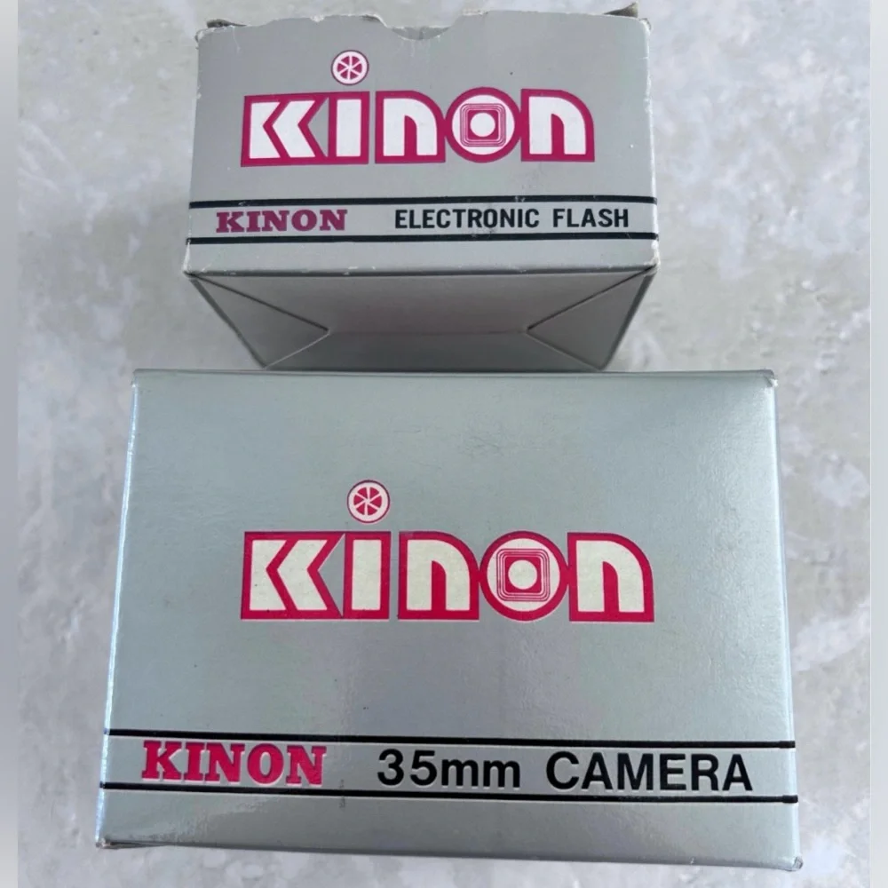 Vintage Set! NIB Kinon 35 mm SL3 Film Camera w/ new attachable electronic flash!